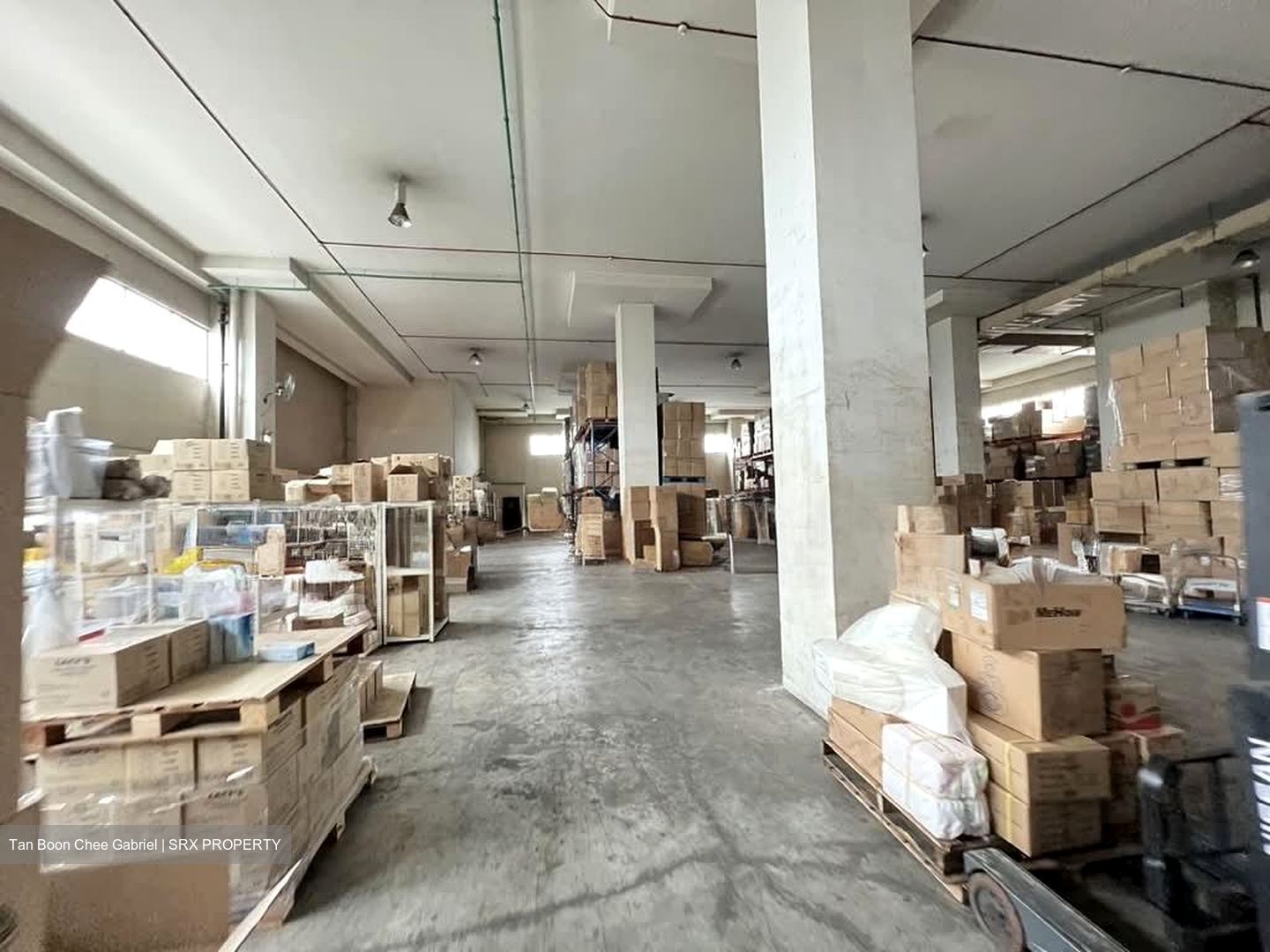 Gul Crescent (D22), Warehouse #538399991
